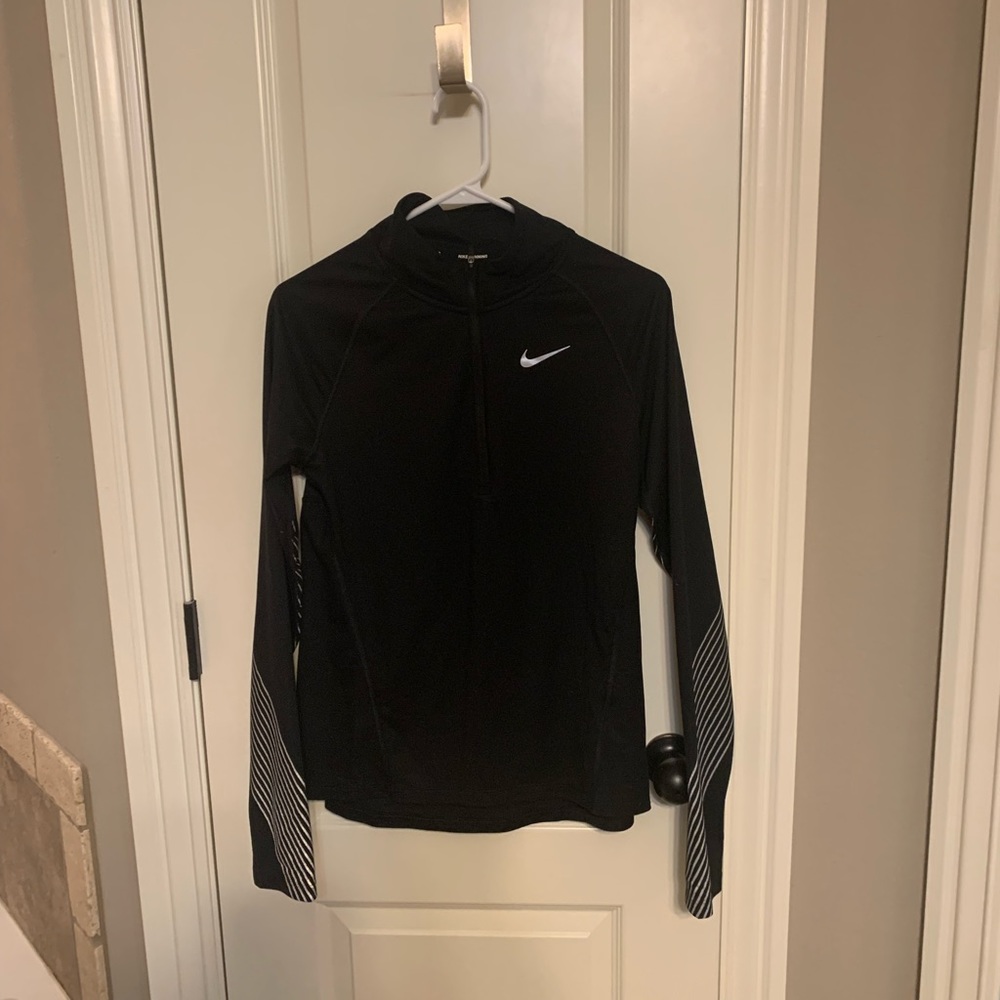 Nike half zip pullover